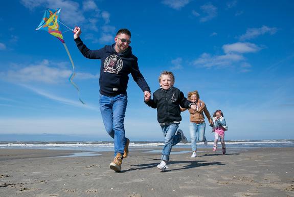 Vliegeren op het strand | Roompot Beach Resort