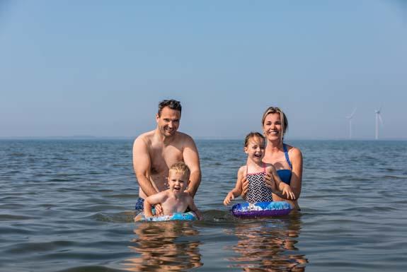 Zwemmen in de zee | Roompot Beach Resort