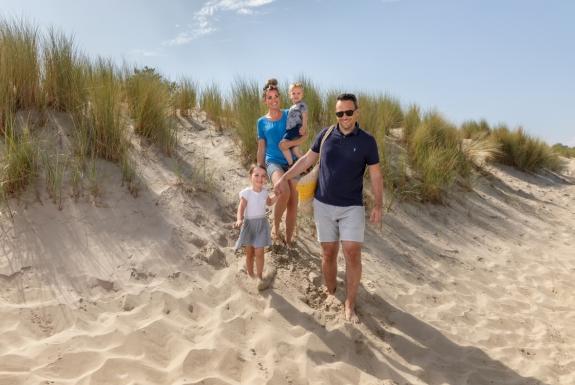 Gezin op het strand | Roompot Beach Resort